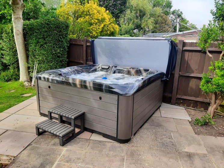 Mariana Whirlpool — Terrasse